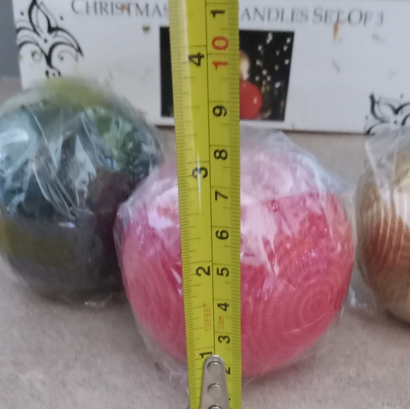 Three Ball Christmas Candles Red,Green,Gold  Swirls on each one they are NIB - Picture 5 of 11
